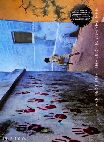 Steve McCurry: The Unguarded Moment - Steve McCurry [KSIĄŻKA]