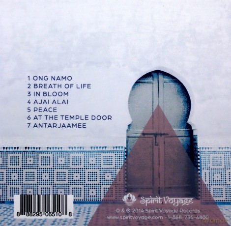 Ajeet Kaur: At the Temple Door [CD]