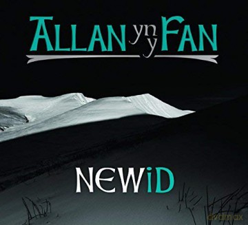 Allan Yn Y Fan: Newid [CD]