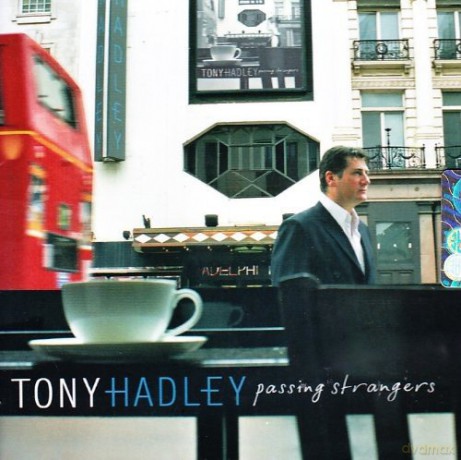 Tony Hadley: Passing Strangers [CD]