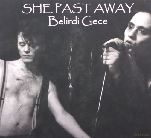 She Past Away: Belirdi Gece [CD]