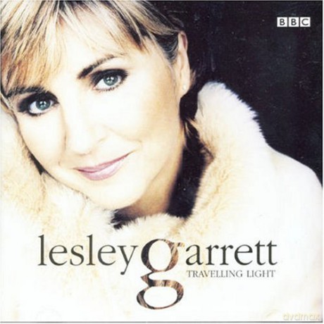 Lesley Garrett: Travelling Light [CD]