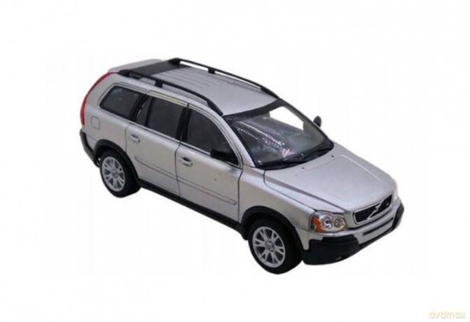 Model kolekcjonerski Volvo XC90, srebrny