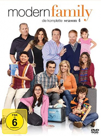 Modern Family (Współczesna rodzina Sezon 4) [3DVD]