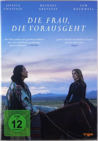 Woman Walks Ahead [DVD]