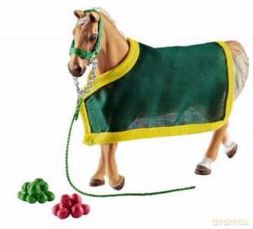 SCHLEICH Koń Trakeński + Derka