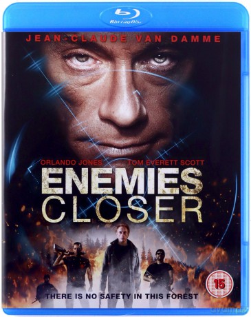 Enemies Closer (Bliski wróg) [Blu-Ray]