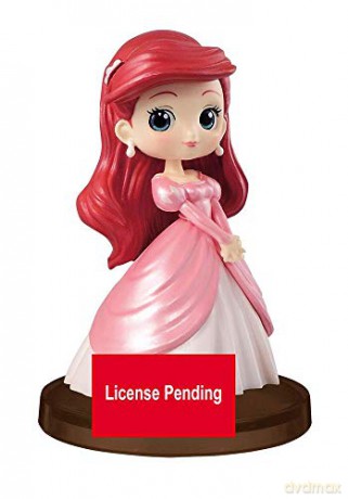 FIGURKA  DISNEY Figurine de collection Q Posket Ariel en Robe 7 cm