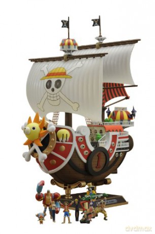 ONE PIECE Model of the Thousand Sunny 30 cm