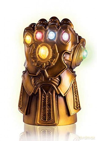 Marvel: Marvel Avengers 10 Inch Infinity Gauntlet Lamp