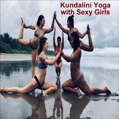 Kundalini Yoga with Sexy Girls [Blu-Ray]