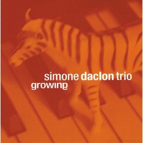 Simone Daclon Trio: Growing [CD]