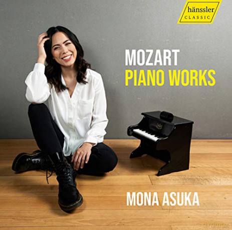 Mona Asuka: Wolfgang Amadeus Mozart: Piano Works [CD]