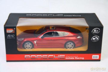 Auto Porsche na radio