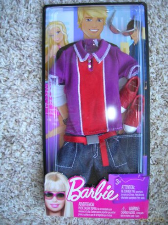 Barbie Ubranka dla Kena