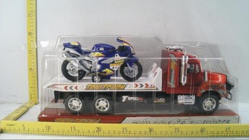 Ciężarówka z motocyklem pod kloszem