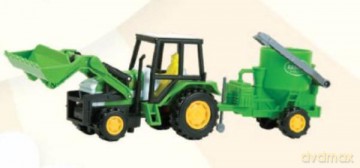 Farma Traktor z maszyną