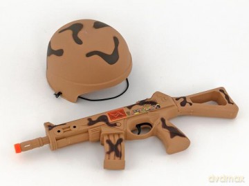 Karabin z hełmem w siatce mix kolorów