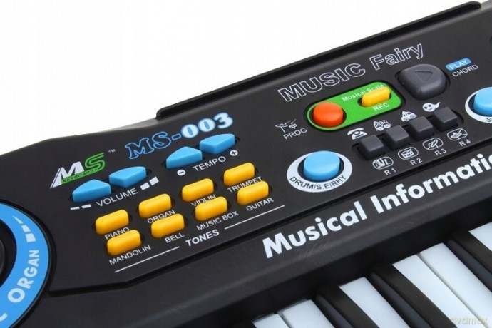 Keyboard z mikrofonem
