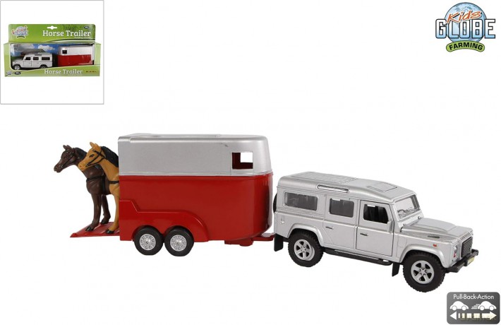 Land Rover z przyczepą do transportu koni w pudełku