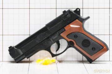 Pistolet na kulki w worku