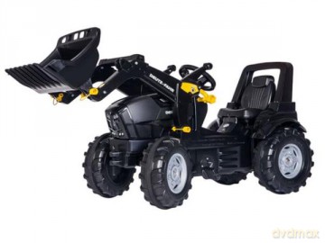 Traktor Deutz Farmtrac warrior z łyżką