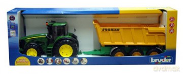 Traktor John Deer