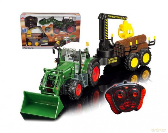Traktor na radio Forester