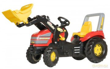 Traktor X-Trac z łyżką