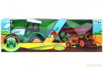 Traktor z akcesoriami
