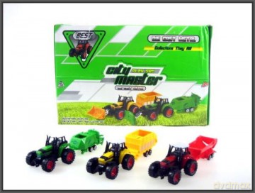 Traktor z przyczepą