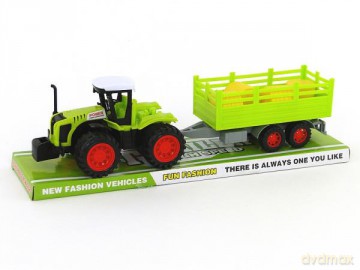 Traktor z przyczepą i napędem pod kloszem
