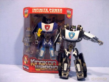 Transformer śwdźwięk w pudełku [FIGURKA]