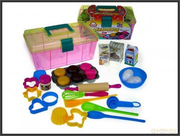 Zestaw do pieczenia ciastek w walizce