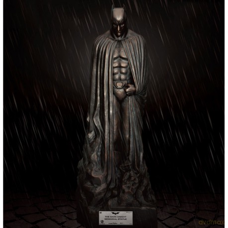 DC COMICS -Master C - TheDark Knight Rses Memorial 45 cm