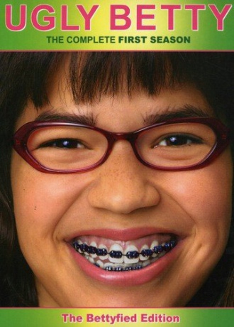 Ugly Betty: Season 1 (Brzydula Betty: Sezon 1) [DVD]