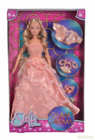 Steffi Love w sukni balowej Glam Dream