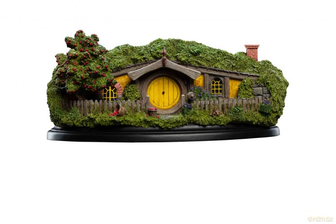 Hobbit Trilogy Hobbit Hole - 13 Apple Orchard