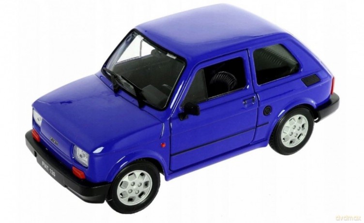 Pojazd Fiat 126P niebieski 1:21