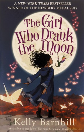 The Girl Who Drank the Moon - Kelly Barnhill [KSIĄŻKA]