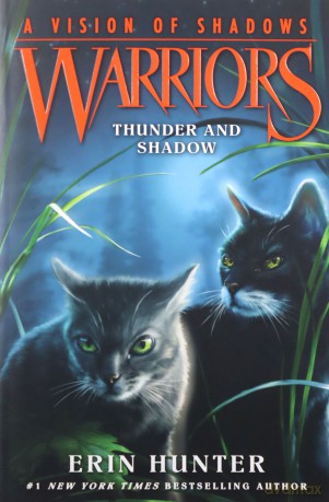 Warriors: A Vision of Shadows #2: Thunder and Shadow - Erin Hunter [KSIĄŻKA]