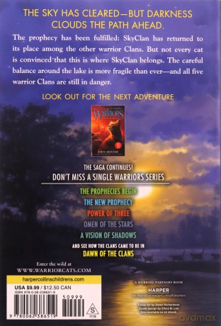 Warriors: A Vision of Shadows #4: Darkest Night - Erin Hunter [KSIĄŻKA]