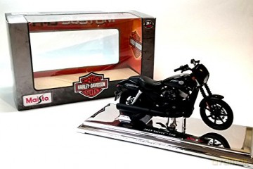 Motor Harley z podstawką