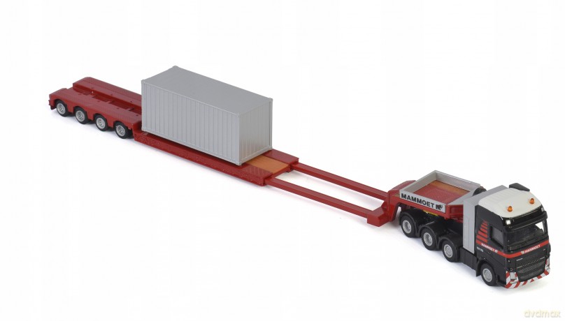 MAMMOET Ciągnik siodłowy VOLVO FH4 GLOB XL 8x4 z niskopodwoziową 4-osiową naczepą + kontener w pudełku