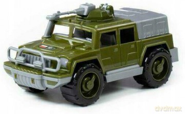 Samochód jeep wojskowy "Zwiadowca" z jednym karabinem maszynowym