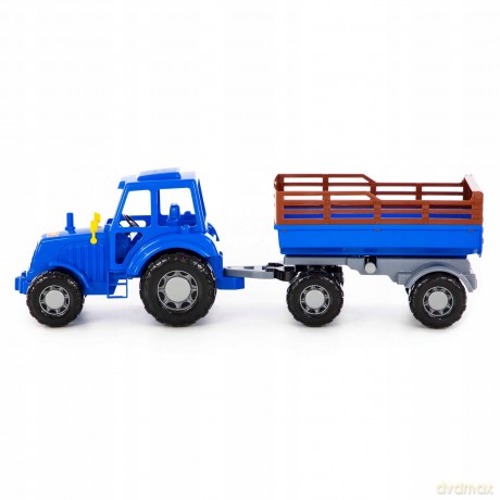 Traktor Altaj niebieski z przyczepą w siatce