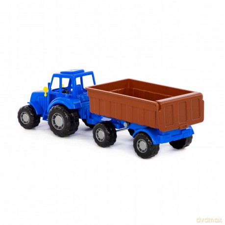 Traktor Majster niebieski z przyczepą w siatce