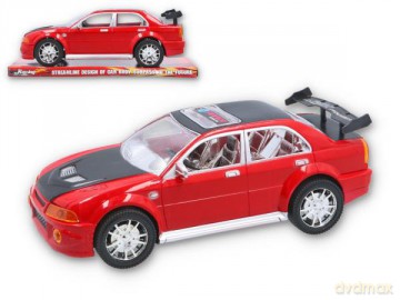 Auto z napedem