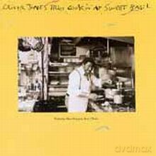 Oliver Jones Trio: Cookin' At Sweet Basil [CD]
