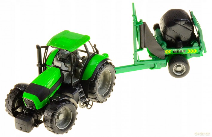 Traktor Z Maszyną Rolniczą